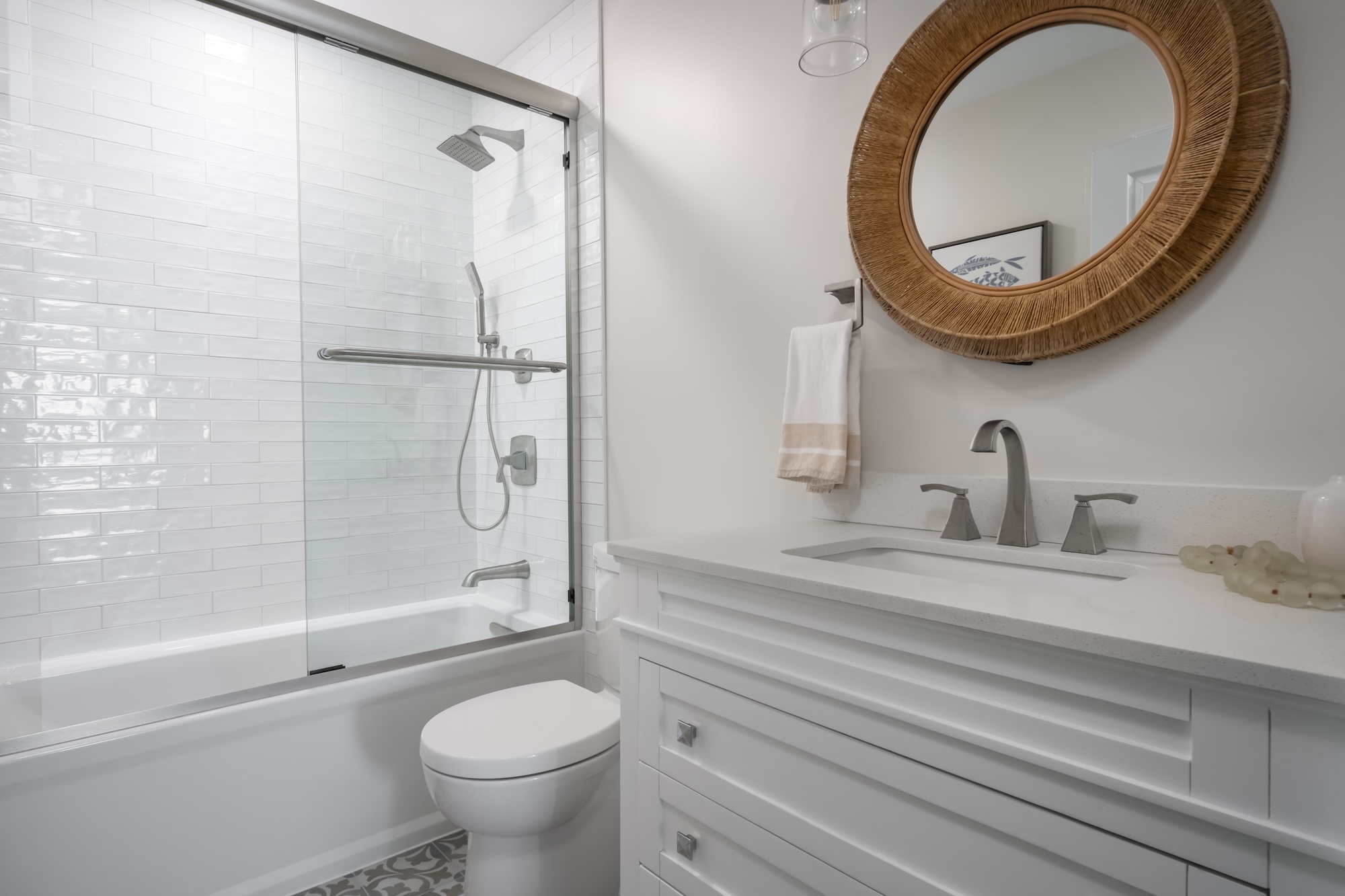 LBI-Bathrooms-206-9th-St-Amiano-1