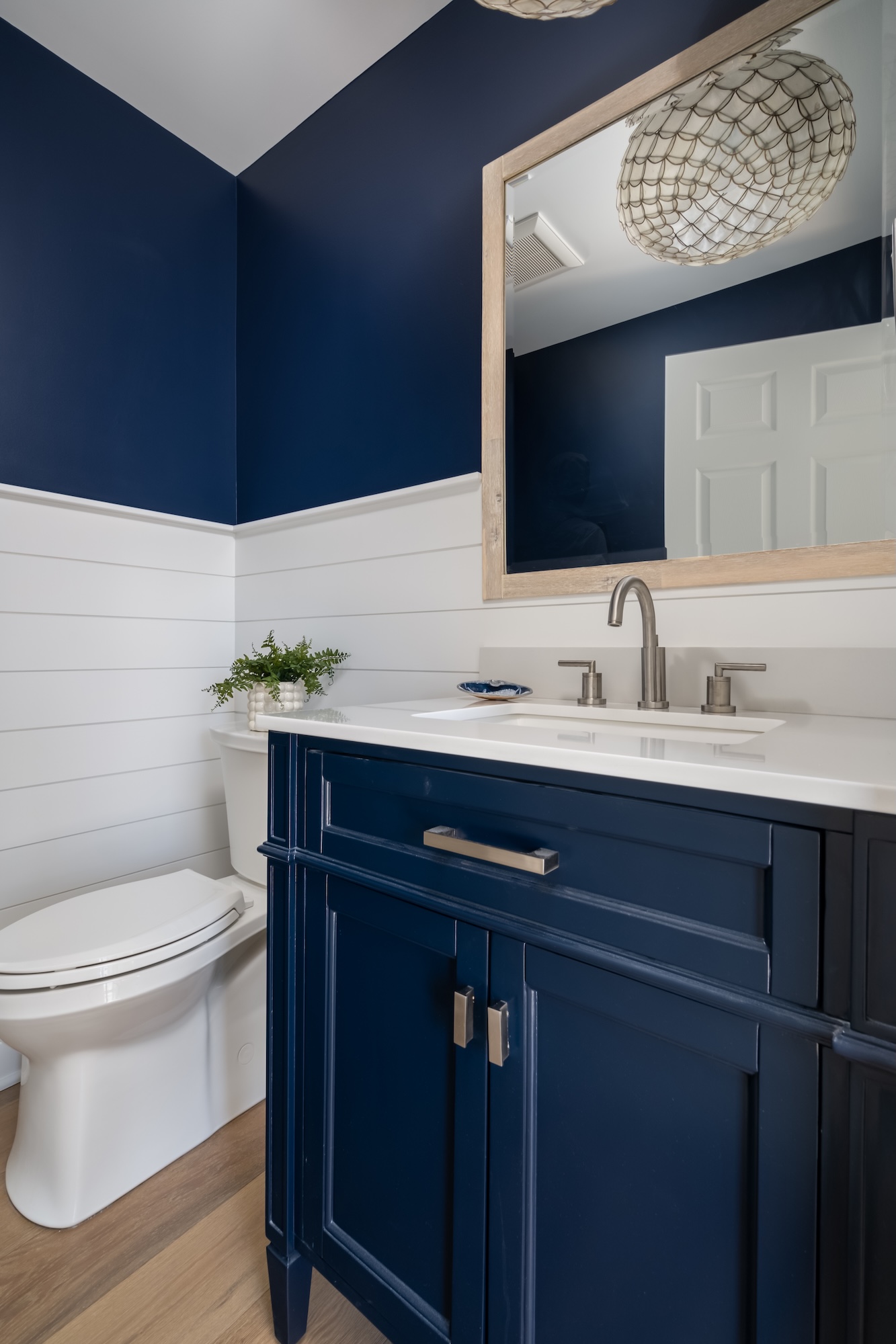 LBI-Bathrooms-206-9th-St-Amiano-14