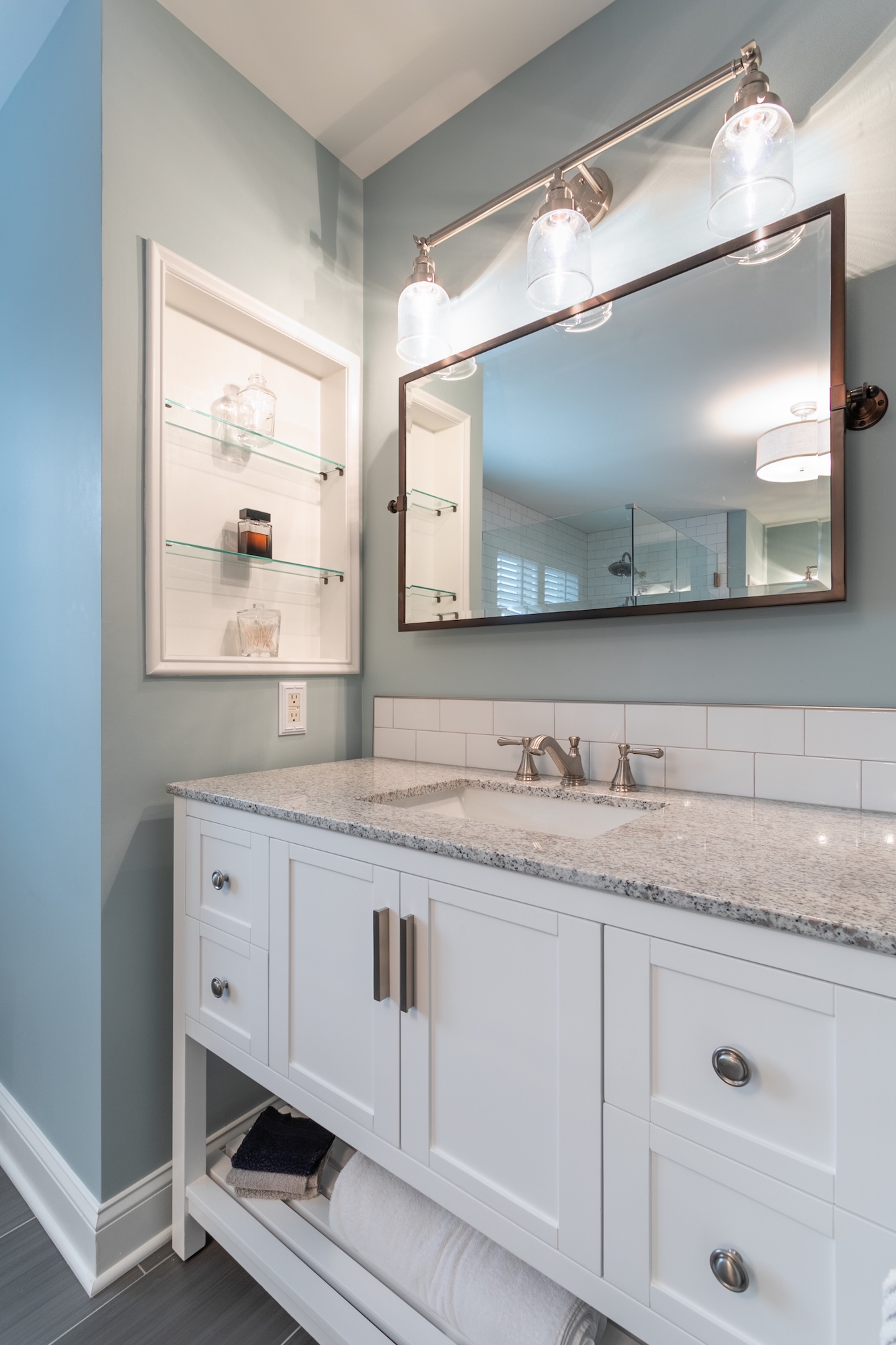 Southhampton-Bathrooms-Columbus-NJ-4K3A4615-HDR